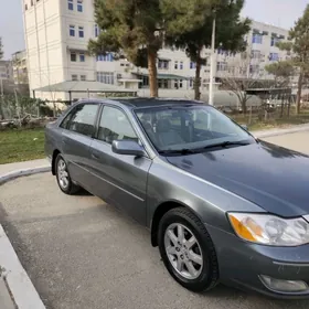 Toyota Avalon 2001