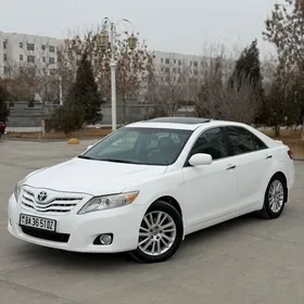 Toyota Camry 2010
