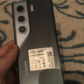 Tecno camon 40 pro