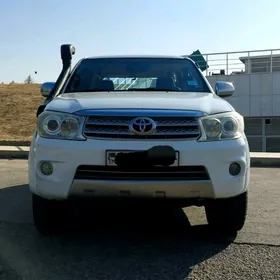 Toyota Fortuner 2009