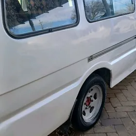 Toyota Hiace 1992