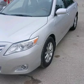 Toyota Camry 2011