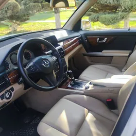 Mercedes-Benz GLK 350 2011