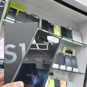 Samsung S10 8/128GB 2sim