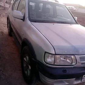 Opel Frontera 2002