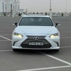 Lexus ES 350 2020