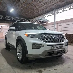 Ford Explorer 2022