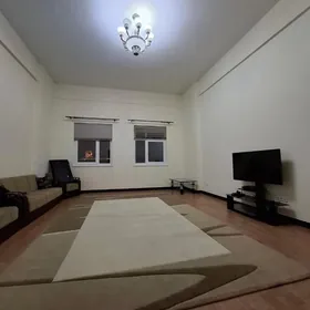 Подвойская Элитка 3 ком 7 этаж