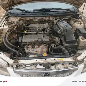 Mazda 323 1994