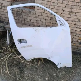 Nissan Uragan 2017 Sag gapy