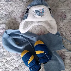 Шапка, шарф и варежки