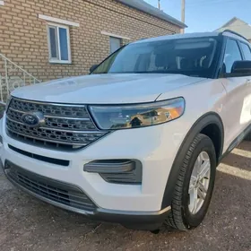 Ford Explorer 2021