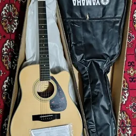GITARA Yamaha FX370C