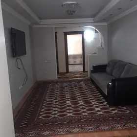 4-ком 2-этж БАЗАР