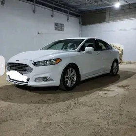 Ford Fusion 2015