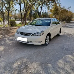 Toyota Camry 2005