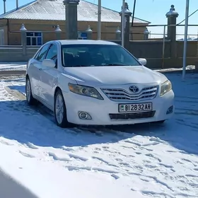 Toyota Camry 2011