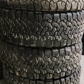 BF Goodrich 275 55 20 23Ý