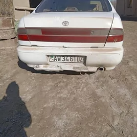 Toyota Camry 1992