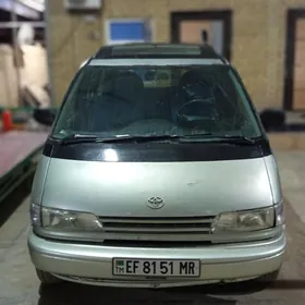 Toyota Previa 1993