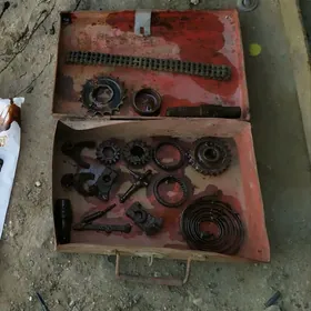 Запчасти на Iž planeta 3