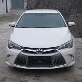 Toyota Camry 2017