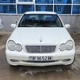 Mercedes-Benz C320 2001
