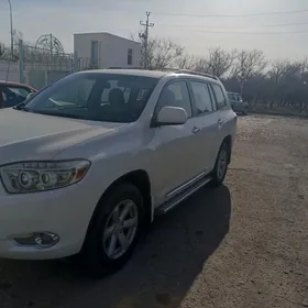 Toyota Highlander 2010