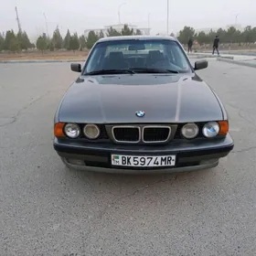 BMW 525 1990