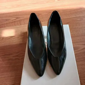 ТУФЛИ КОЖАНЫЕ женские