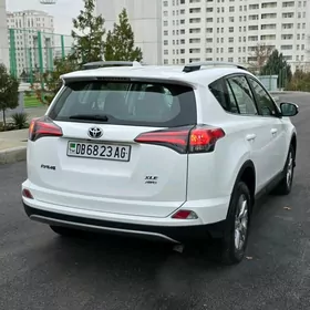 Toyota RAV4 2018