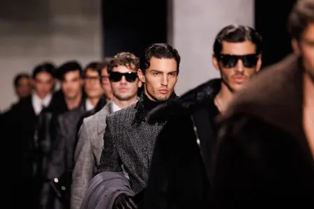 Модели Dolce & Gabbana прикинулись обычными гостями и удивили зрителей на показе в Милане