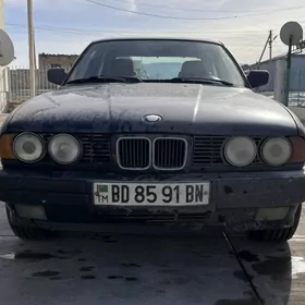BMW 525 1990