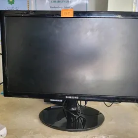 Monitor Kompyuter
