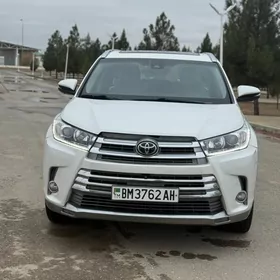 Toyota Highlander 2018