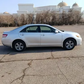 Toyota Camry 2010
