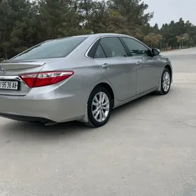 Toyota Camry 2017