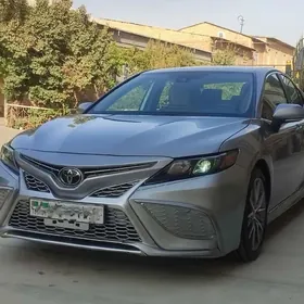 Toyota Camry 2023