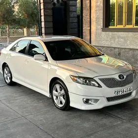 Toyota Camry 2011