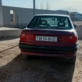 Opel Antara 1993