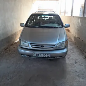 Toyota Sienna 2001