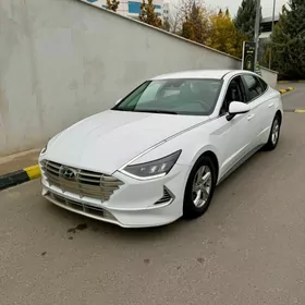 Hyundai Sonata 2021