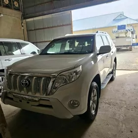 Toyota Land Cruiser Prado 2014