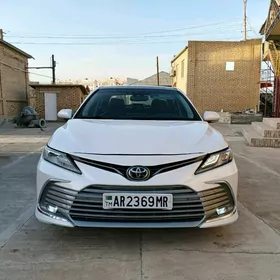 Toyota Camry 2022