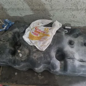 highlander benzin bak