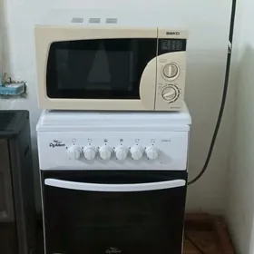 Gaz plita Mikrowalnowka