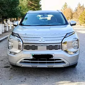 Mitsubishi Outlander 2022