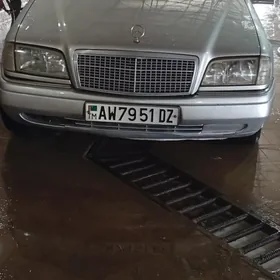 Mercedes-Benz C280 1996