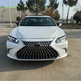 Lexus ES 350 2022