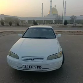 Toyota Camry 1999